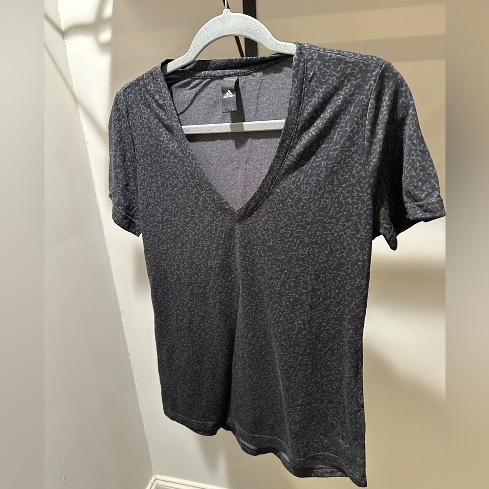 Like new Adidas animal print V-neck tee